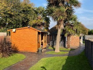 Photo 33- click for photo gallery